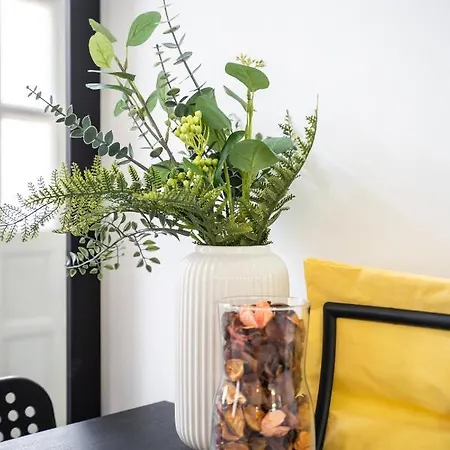 Bpr White Peony - 2 Bdr Central * Budapest