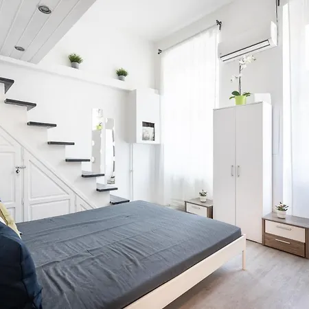Apartment Bpr White Peony - 2 Bdr Central